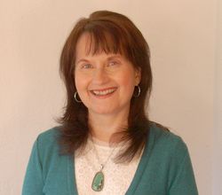 Elizabeth Blessing Investopedia Writer and Editor