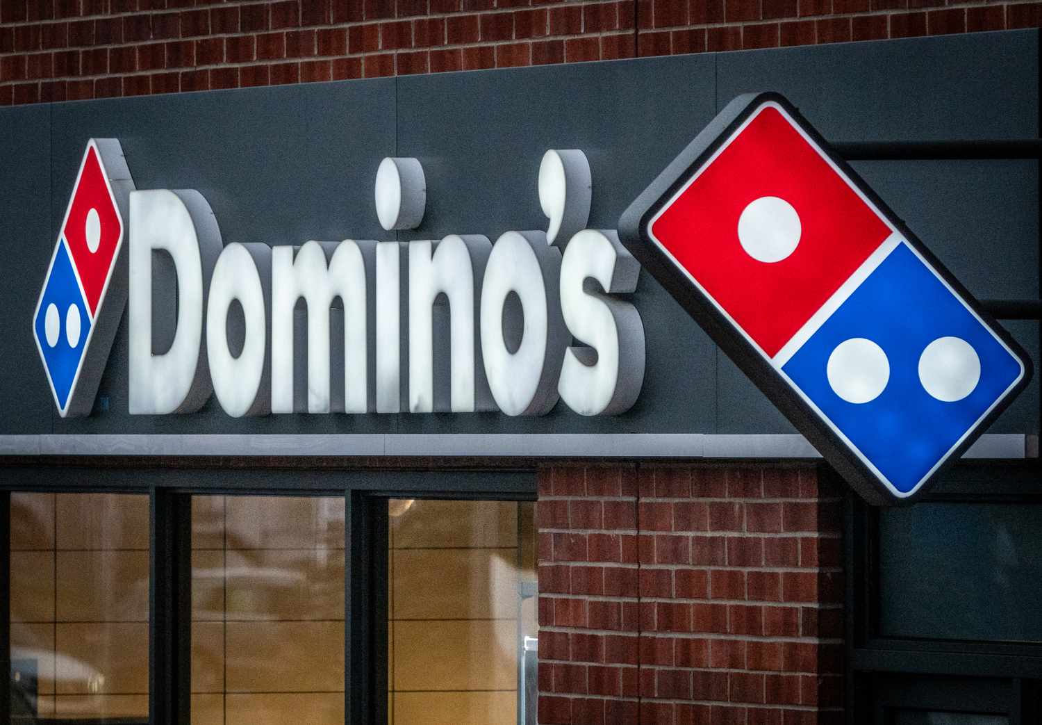 Domino's logo