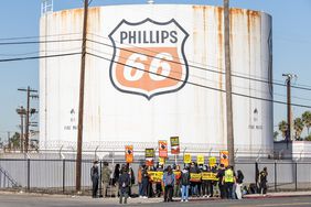 Sunrise Movement LA demonstrates in front of Phillips 66 refinery in Los Angeles