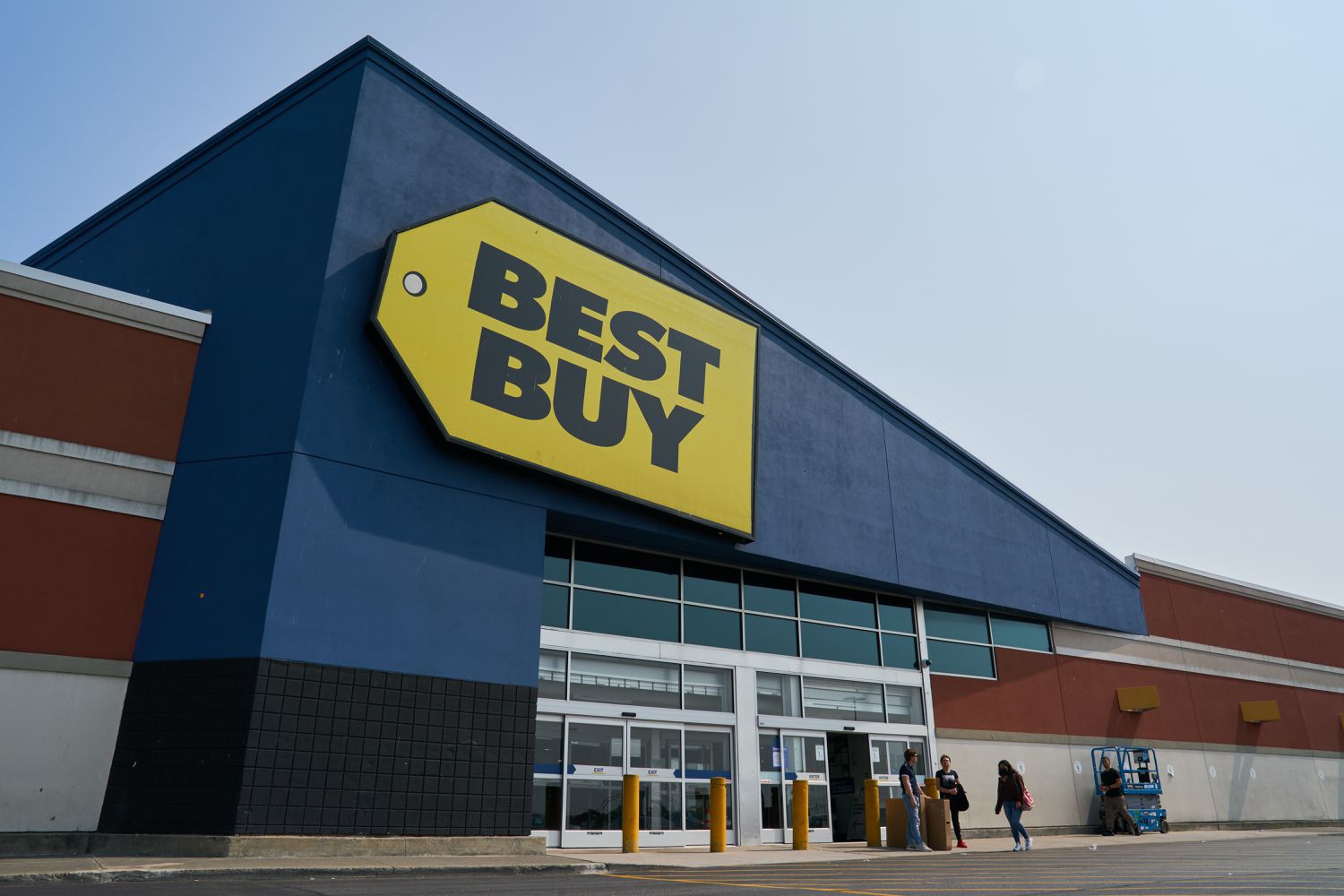 Best Buy store