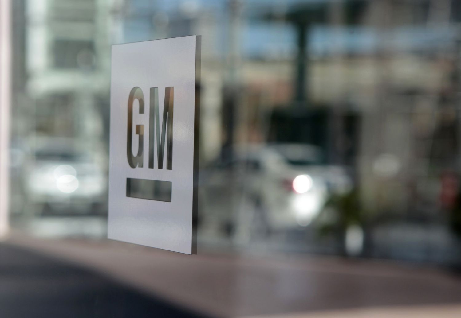General Motors logo